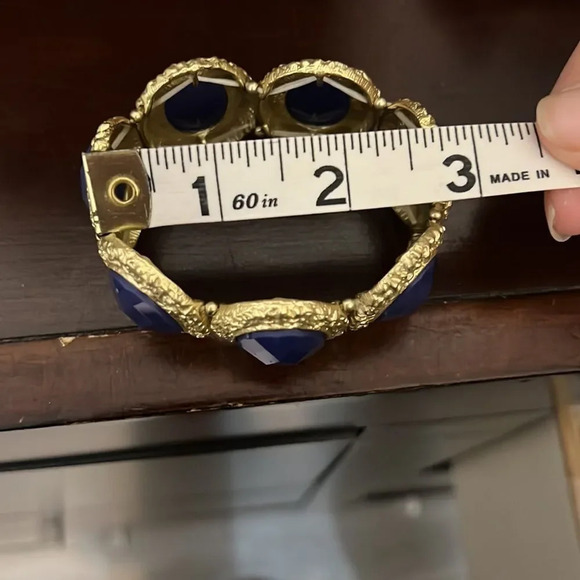 Faux Gold and Blue Beaded Bracelet - Picture 6 of 6
